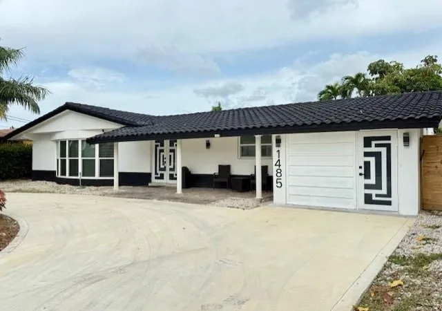 Photo 3 of Single family home for sale at 1485 Ne 57th Court, Fort Lauderdale, FL 33334 | MLS# F10545996 | Listing updated on 2026-09-16