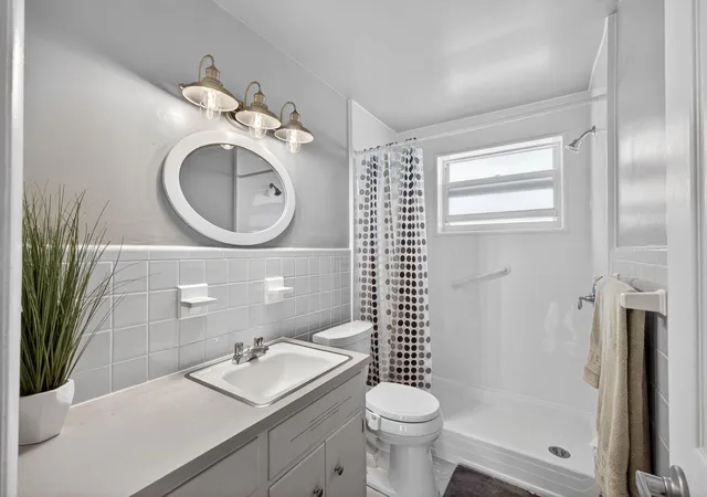 Photo 2 of Condo for sale at 4001 S Ocean Blvd #315, Palm Beach, FL 33480 | MLS# R11155865 | Listing updated on 2026-10-06