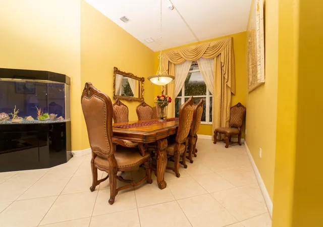 Photo 3 of Single family home for sale at 8601 Via Grande E, Wellington, FL 33411 | MLS# R11156078 | Listing updated on 2026-09-23