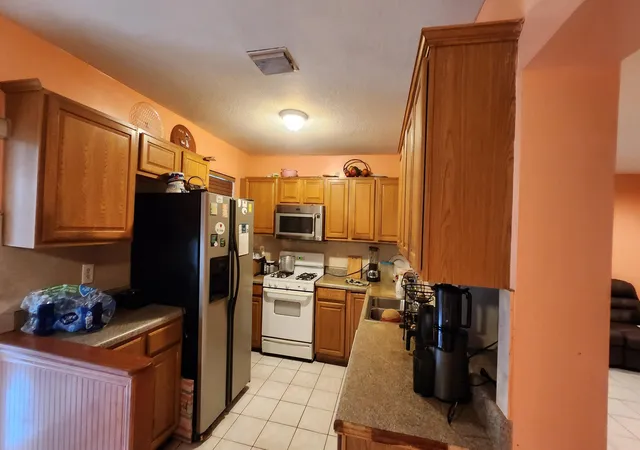 Photo 1 of Single family home for sale at 1207 Hatteras Cir, Greenacres, FL 33413 | MLS# R11156235 | Listing updated on 2026-09-23