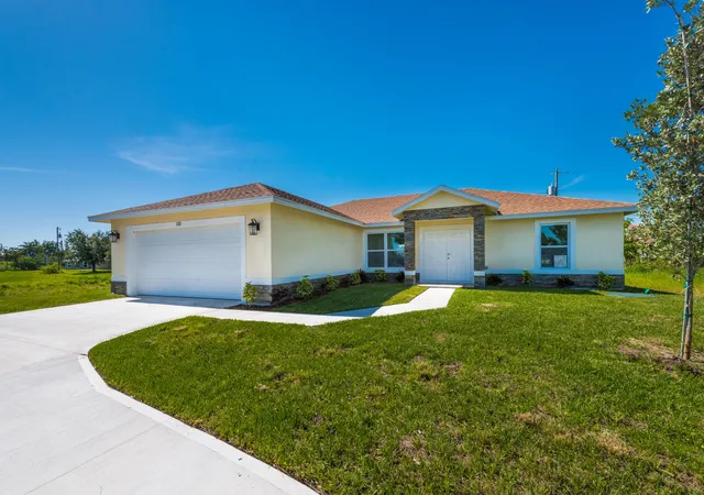 Photo 3 of Single family home for sale at 122 Sw Becker Rd, Port Saint Lucie, FL | MLS# R11156443 | Listing updated on 2026-09-15