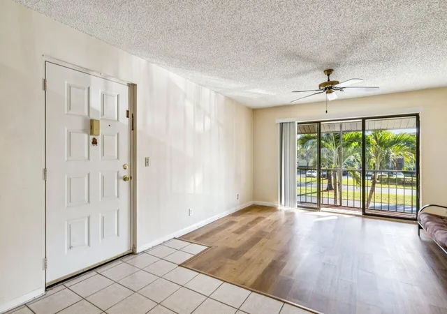 Listing Photo 5 - Condo for sale in building located at 618 Sea Pine Wy, Greenacres, FL 33415 - Unit #A2