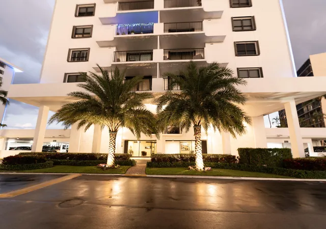 Photo 2 of Condo for sale at 1200 Marine Way #907, North Palm Beach, FL 33408 | MLS# R11156901 | Listing updated on 2026-09-14