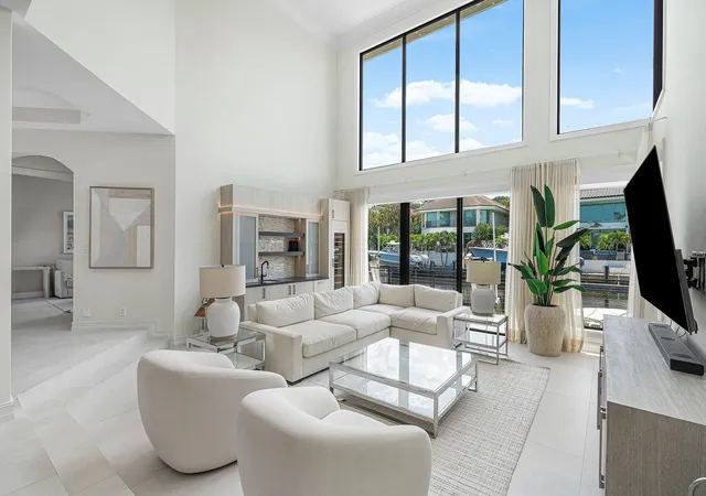 Photo 2 of Single family home for sale at 662 Boca Marina Ct, Boca Raton, FL 33487 | MLS# R11157074 | Listing updated on 2026-09-14