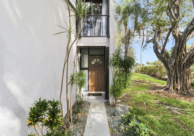 Photo 1 of Townhouse for sale at 4801 NW 2nd Avenue #101, Boca Raton, FL 33431 | MLS# R11158388 | Listing updated on 2026-10-07