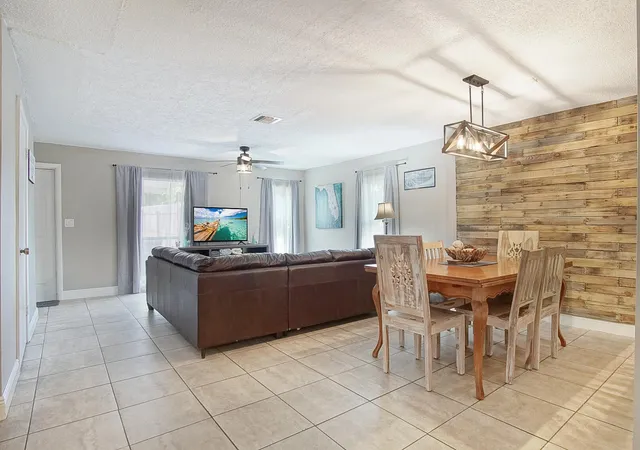 Photo 2 of Single family home for sale at 1002 Avenue E, Fort Pierce, FL 34950 | MLS# R11158446 | Listing updated on 2026-09-14