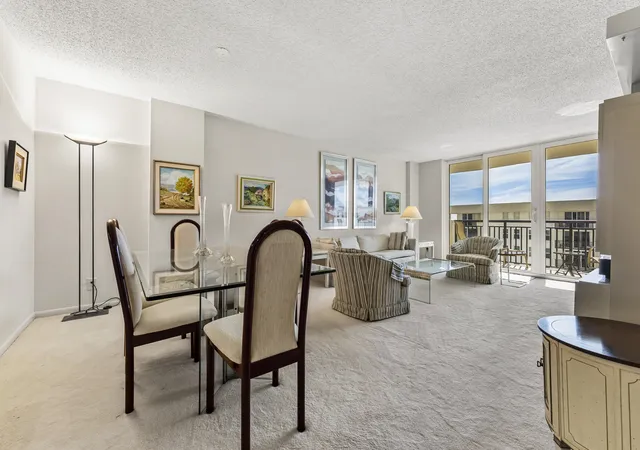 Photo 4 of Condo for sale at 1149 Hillsboro Mile #1008, Hillsboro Beach, FL 33062 | MLS# R11159042 | Listing updated on 2026-10-01