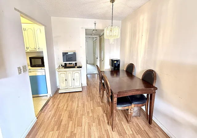 Photo 4 of Condo for sale at 122 Oakridge I, Deerfield Beach, FL 33442 | MLS# R11159471 | Listing updated on 2026-09-14