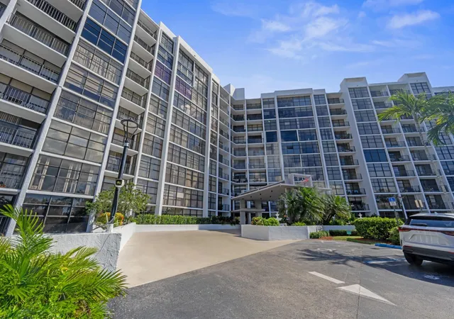 Photo 1 of Condo for sale at 600 Parkview Dr #1111 (PH11), Hallandale Beach, FL 33009 | MLS# F10549540 | Listing updated on 2026-09-15