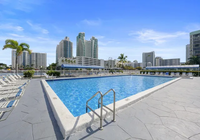 Photo 3 of Condo for sale at 600 Parkview Dr #1111 (PH11), Hallandale Beach, FL 33009 | MLS# F10549540 | Listing updated on 2026-09-15