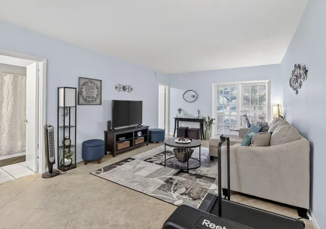 Photo 2 of Condo for sale at 2424 Se 17th Street #208b, Fort Lauderdale, FL 33316 | MLS# R11161153 | Listing updated on 2026-09-15