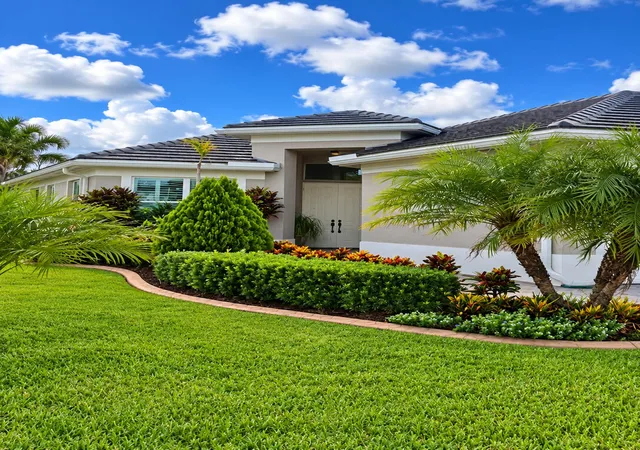 Photo 1 of Single family home for sale at 11917 Sw Seahorse Springs Ter, Port Saint Lucie, FL 34987 | MLS# R11161723 | Listing updated on 2026-09-15