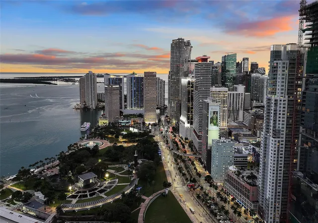 Photo 1 of Condo for sale at 11 Ne 6th Street #907, Miami, FL 33132 | MLS# F10550968 | Listing updated on 2026-09-14