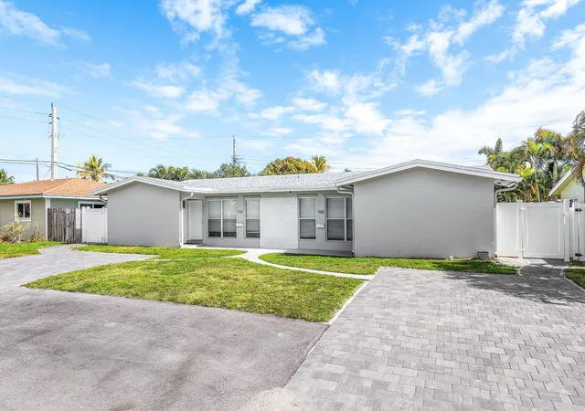 Photo 3 of House for sale at 708-710 NE 23rd Avenue, Pompano Beach, FL 33062 | MLS# R11162600 | Listing updated on 2026-09-14