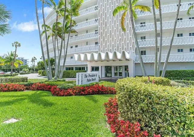 Photo 3 of Sale Pending at 2505 S Ocean Blvd #303, Palm Beach, FL 33480 | MLS# R11162742 | Listing updated on 2026-09-15
