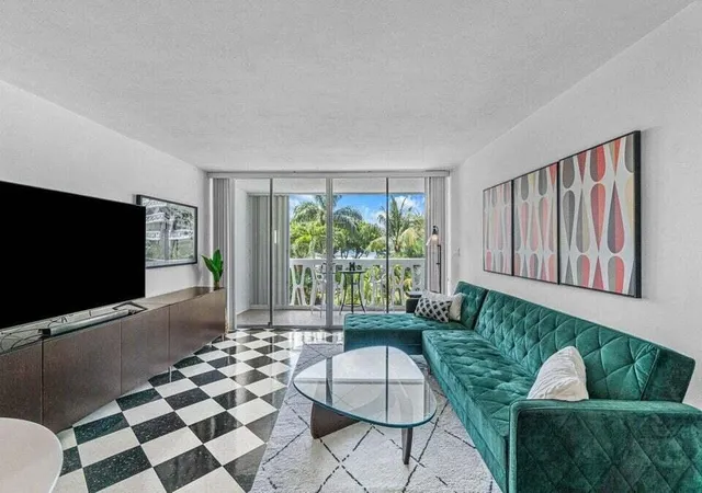 Photo 3 of Sale Pending at 2505 S Ocean Blvd #303, Palm Beach, FL 33480 | MLS# R11162742 | Listing updated on 2026-09-15