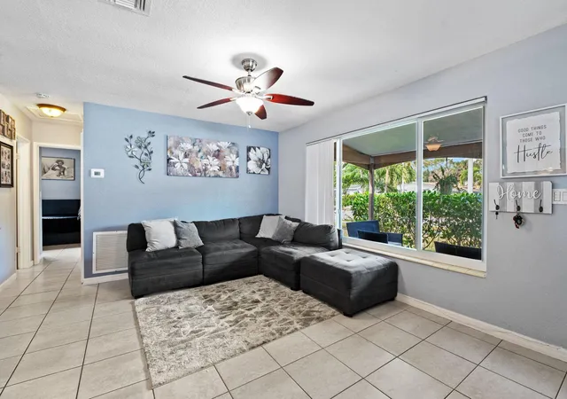 Photo 2 of Single family home for sale at 5554 Sw 6th Street, Margate, FL 33068 | MLS# F10551223 | Listing updated on 2026-09-26