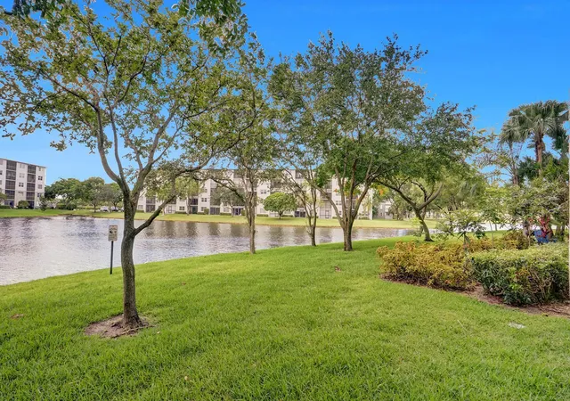 Photo 3 of Condo for sale at 2334 S Cypress Bnd Dr #907, Pompano Beach, FL 33069 | MLS# R11162961 | Listing updated on 2026-09-14
