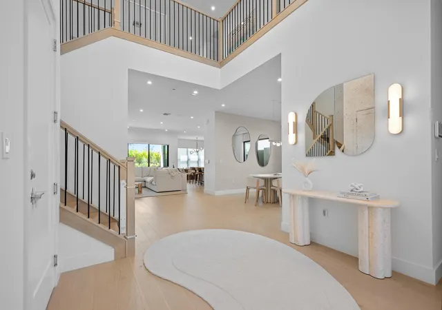 Photo 4 of Single family home for sale at 20135 Casa De Campo Ln, Boca Raton, FL 33434 | MLS# R11163674 | Listing updated on 2026-09-14
