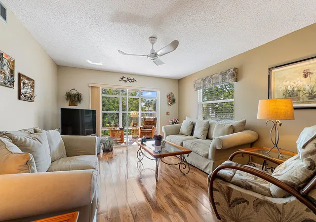 Photo 3 of Condo for sale at 2950 Se Ocean Blvd #135-8, Stuart, FL 34996 | MLS# R11164113 | Listing updated on 2026-09-16
