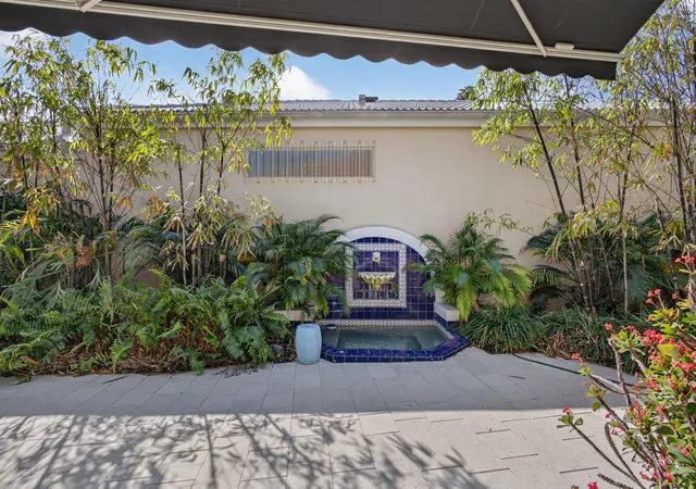 Photo 3 of Sale Pending at 203 Coral Cay Ter, Palm Beach Gardens, FL 33418 | MLS# R11164325 | Listing updated on 2026-09-14