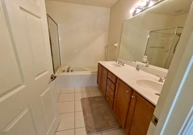 Photo 4 of Townhouse for sale at 8125 Carnoustie Pl, Port Saint Lucie, FL 34986 | MLS# R11164731 | Listing updated on 2026-09-28