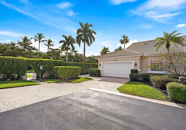 Photo 1 of Townhouse for sale at 8110 Sandpiper Way, West Palm Beach, FL 33412 | MLS# R11164911 | Listing updated on 2026-09-14