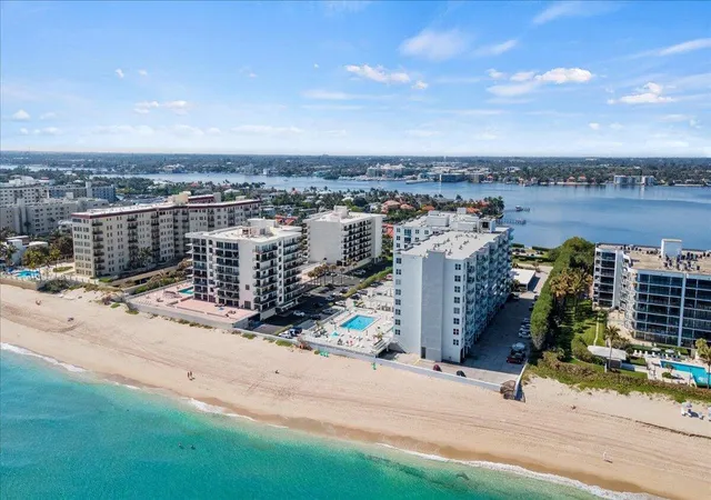 Photo 3 of Condo for sale at 3450 S Ocean Blvd #812, Palm Beach, FL 33480 | MLS# R11165220 | Listing updated on 2026-09-23