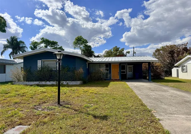 Photo 1 of Single family home for sale at 1735 32nd Avenue, Vero Beach, FL 32960 | MLS# F10554351 | Listing updated on 2026-09-23
