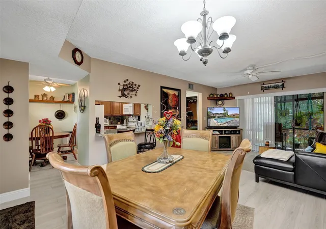 Listing Photo 4 - Condo for sale in building located at 9629 Nw 4Th St, Coral Springs, FL 33071 - Unit #4a