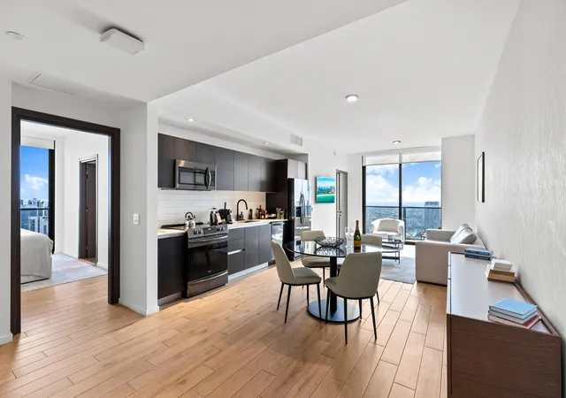 Photo 1 of Condo for sale at 398 Ne 5th Street #4618, Miami, FL 33132 | MLS# R11166587 | Listing updated on 2026-09-15