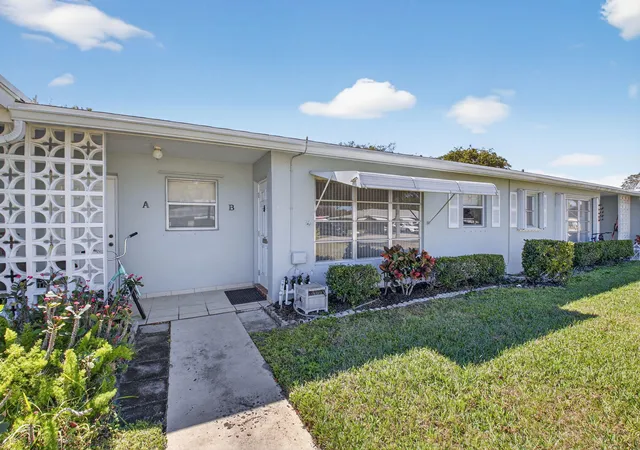 Photo 2 of Condo for sale at 220 High Point Ct E #B, Delray Beach, FL 33445 | MLS# R11166585 | Listing updated on 2026-09-14