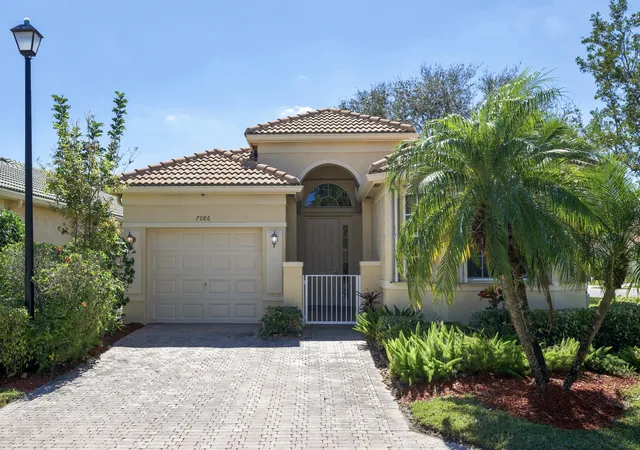 Photo 1 of Single family home for sale at 7086 Del Corso Ln, Delray Beach, FL 33446 | MLS# R11168692 | Listing updated on 2026-09-14