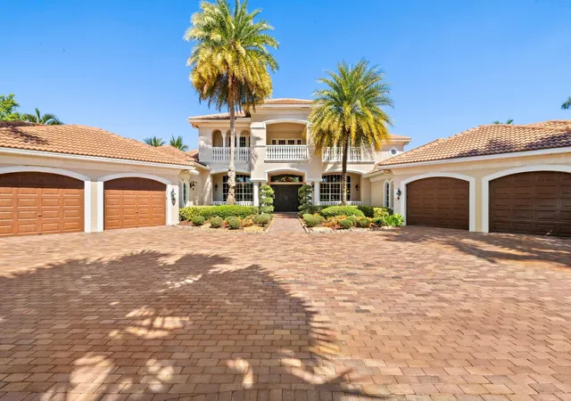 Photo 4 of Single family home for sale at 12741 Kapok Ln, Davie, FL 33330 | MLS# F10555439 | Listing updated on 2026-10-05