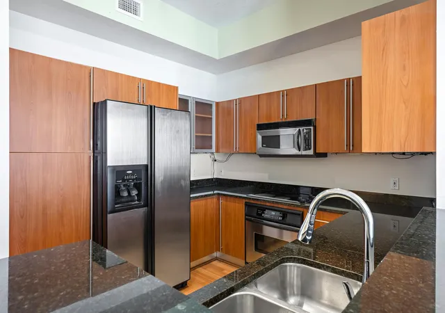 Photo 4 of Condo for sale at 1551 N Flagler Dr #Ph L7, West Palm Beach, FL 33401 | MLS# R11169411 | Listing updated on 2026-09-14