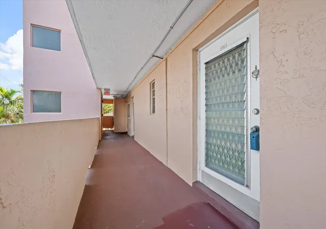 Photo 2 of Condo for sale at 3201 Ne 14th Street Cswy #209, Pompano Beach, FL 33062 | MLS# F10548663 | Listing updated on 2026-09-23