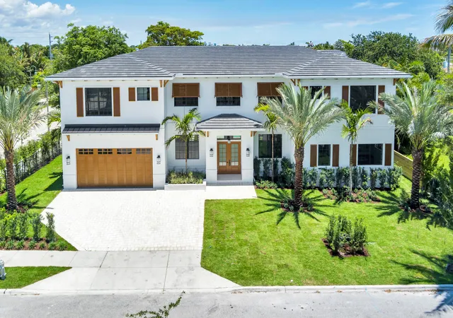 Photo 2 of Sale Pending at 261 Rutland Blvd, West Palm Beach, FL 33405 | MLS# R11169977 | Listing updated on 2026-09-28