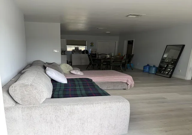 Photo 2 of Sale Pending at 420 Nw 7th Terrace, Pompano Beach, FL 33060 | MLS# B26000893 | Listing updated on 2026-09-15