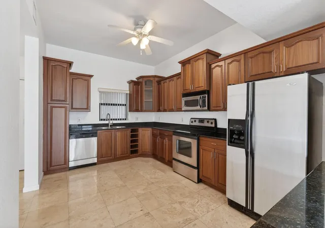 Photo 4 of Condo for sale at 1650 Presidential Way #210, West Palm Beach, FL 33401 | MLS# B26001621 | Listing updated on 2026-09-16