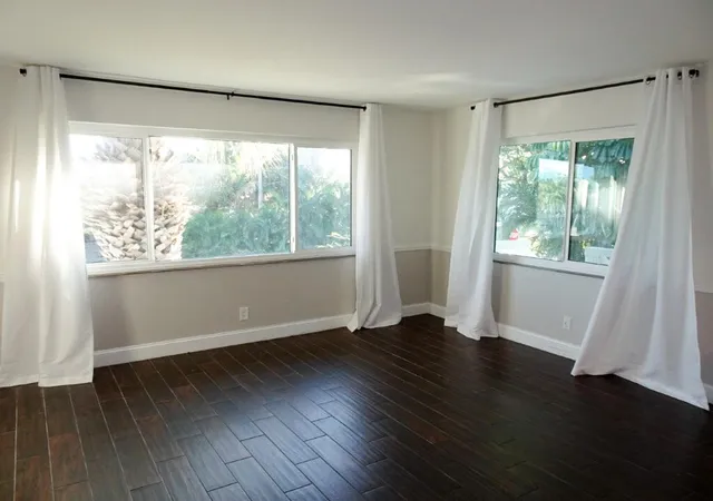 Listing Photo 5 - Condo for sale in building located at 316 Se 1St St, Boynton Beach, FL 33435 - Unit #5c