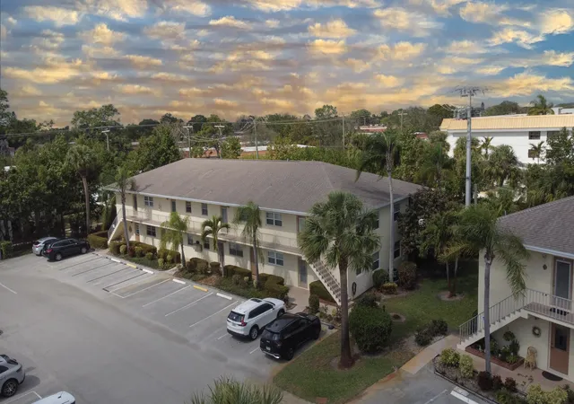 Photo 3 of Condo for sale at 2950 SE Ocean Blvd #130-4, Stuart, FL 34996 | MLS# B26002461 | Listing updated on 2026-09-29
