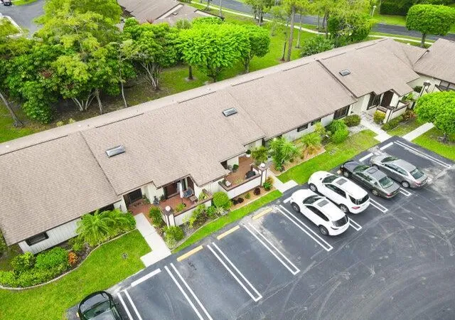 Photo 3 of Single family home for sale at 499 Iron Frg Ct, Royal Palm Beach, FL 33411 | MLS# B26003999 | Listing updated on 2026-09-23