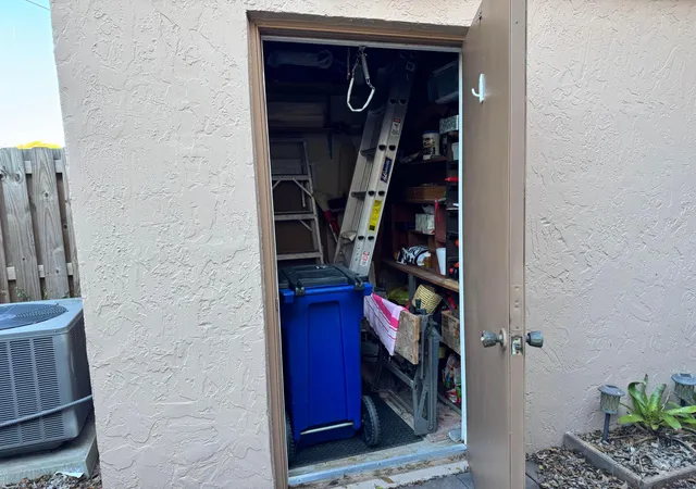 Photo 3 of Townhouse for sale at 31 Chestnut Cir, Hollywood, FL 33026 | MLS# B26004268 | Listing updated on 2026-09-15