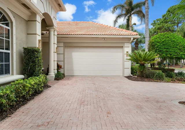 Photo 2 of Single family home for sale at 9113 One Putt Pl, Port St Lucie, FL 34986 | MLS# B26004487 | Listing updated on 2026-09-13
