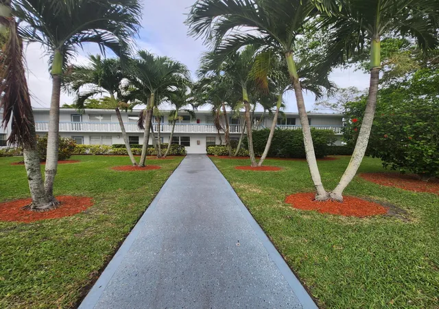 Photo 1 of Condo for sale at 643 Durham W, Deerfield Beach, FL 33442 | MLS# B26004775 | Listing updated on 2026-10-06