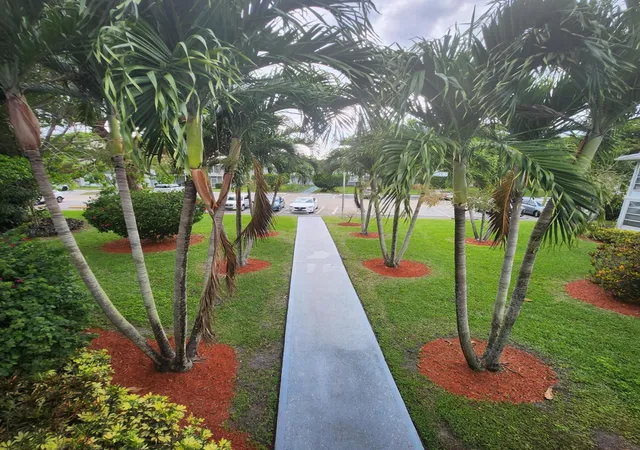 Photo 3 of Condo for sale at 643 Durham W, Deerfield Beach, FL 33442 | MLS# B26004775 | Listing updated on 2026-10-06