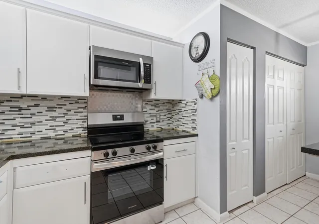 Photo 3 of Condo for sale at 1774 Hammock Blvd #118, Coconut Creek, FL 33063 | MLS# B26004899 | Listing updated on 2026-09-23