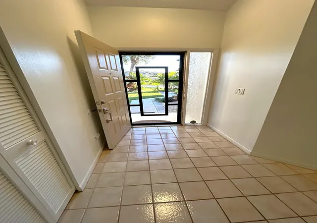 Photo 3 of House for sale at 7207 Le Chalet Blvd, Boynton Beach, FL 33472 | MLS# B26007619 | Listing updated on 2026-09-23