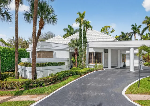 Photo 2 of Sale Pending at 7215 Ballantrae Ct, Boca Raton, FL 33496 | MLS# B26007905 | Listing updated on 2026-09-15
