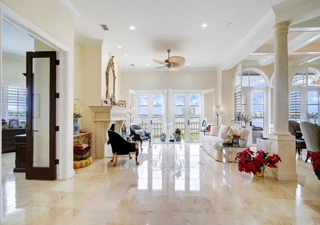 Photo 4 of Single family home for sale at 2775 Lake Dr, Riviera Beach, FL 33404 | MLS# B26007991 | Listing updated on 2026-09-15